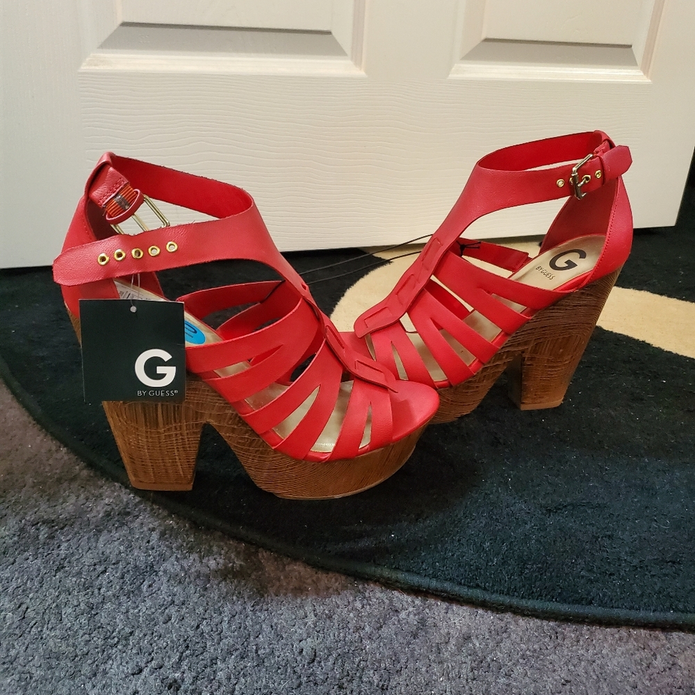 Heels - Picture 2 of 3